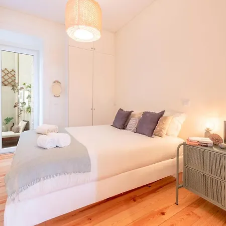 Daire Guestready - Lovely Secret Garden *