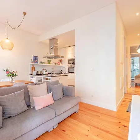 Guestready - Lovely Secret Garden Daire